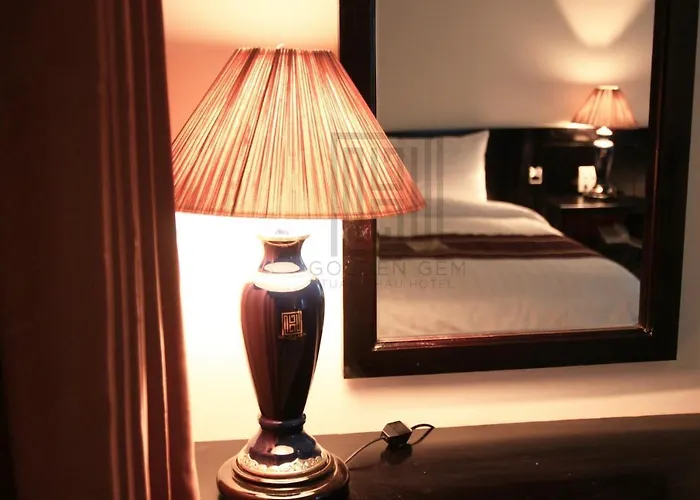 Golden Gem Hotel 3*